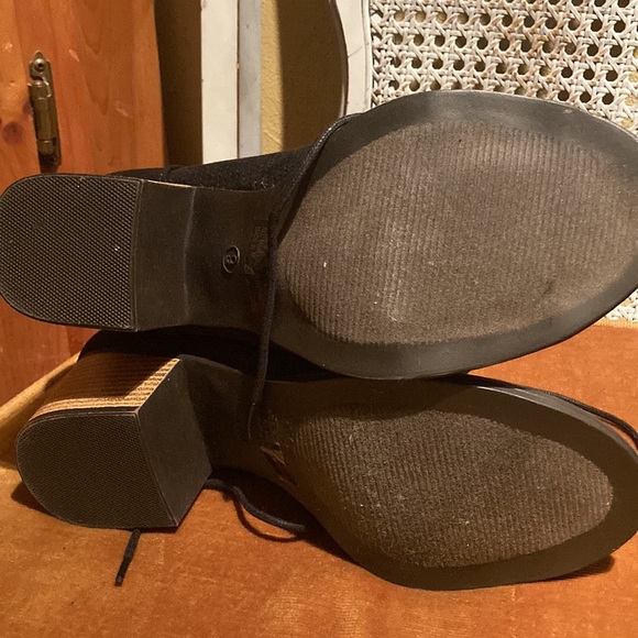 Open Toe Lace Up Ankle Boots - Picture 3 of 7